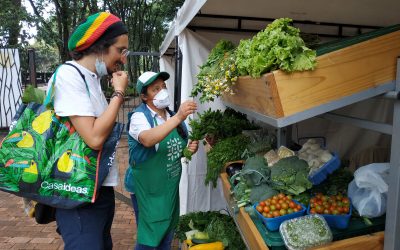 28 agricultores urbanos y productores participaron en el séptimo mercado campesino  agroecológico del Jardín Botánico